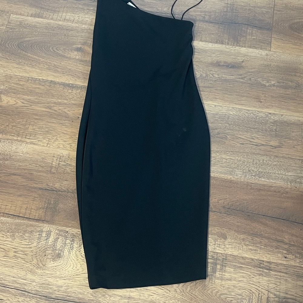 Alice + Olivia Women's Black One-Shoulder Cutout Cocktail Dress Size 0 $250 - Picture 4 of 10